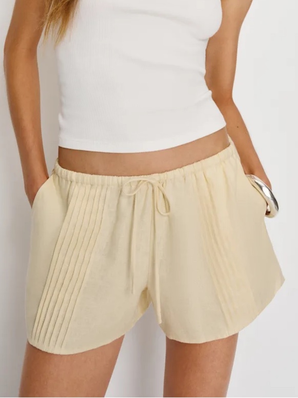 Reformation Linen Hannah Low Rise Short